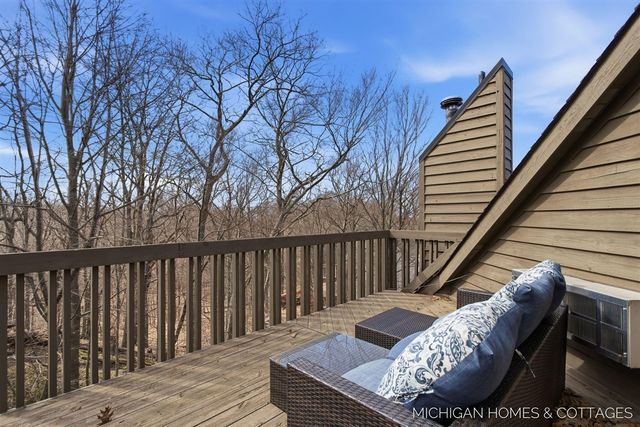 2312 Maksaba Trail, Macatawa, MI 49434