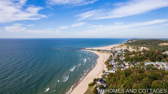 2312 Maksaba Trail, Macatawa, MI 49434