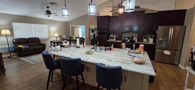 336 LAKECREST DRIVE, Tavares, FL 32778