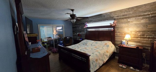 336 LAKECREST DRIVE, Tavares, FL 32778