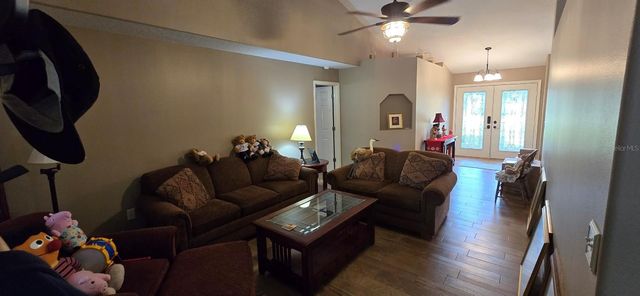 336 LAKECREST DRIVE, Tavares, FL 32778