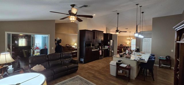 336 LAKECREST DRIVE, Tavares, FL 32778