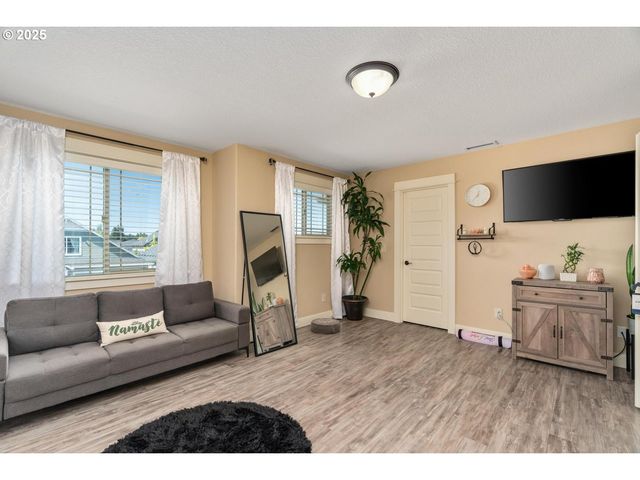 13211 Ne 56TH Ave, Vancouver, WA 98686