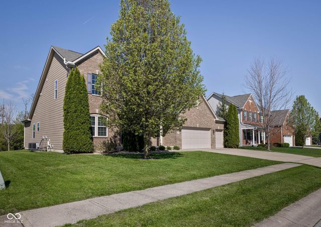 5828 Sunnyvalle Drive, Bargersville, IN 46106