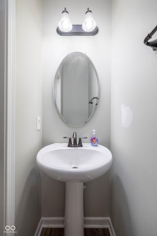 5828 Sunnyvalle Drive, Bargersville, IN 46106