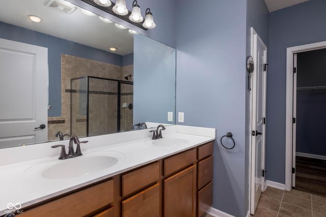 5828 Sunnyvalle Drive, Bargersville, IN 46106