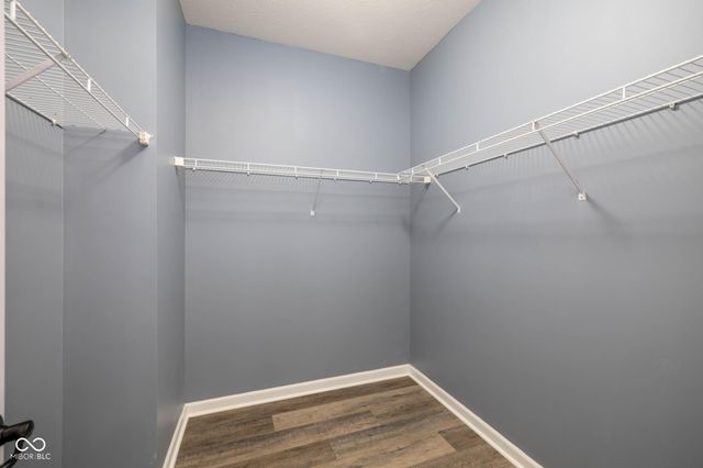 5828 Sunnyvalle Drive, Bargersville, IN 46106