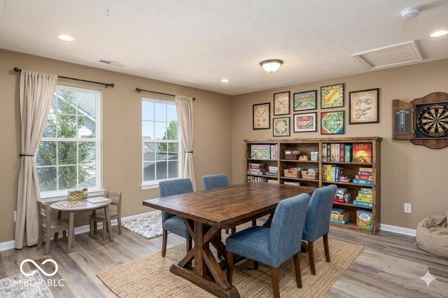 5828 Sunnyvalle Drive, Bargersville, IN 46106