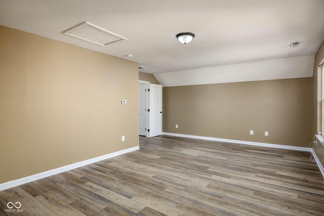 5828 Sunnyvalle Drive, Bargersville, IN 46106