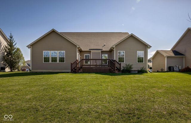 5828 Sunnyvalle Drive, Bargersville, IN 46106