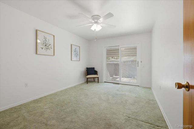 20290 Vernier Road, Harper Woods, MI 48225