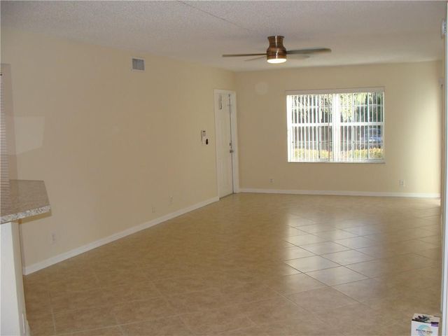 4245 S 57TH Avenue 104W, Greenacres, FL 33463