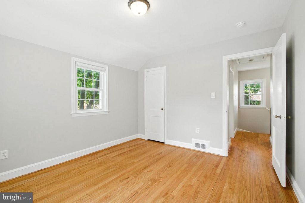 303 PLYMOUTH ST, Silver Spring, MD 20901