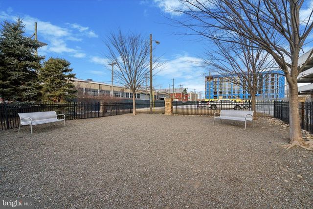 901 N PENN ST #P2304, Philadelphia, PA 19123