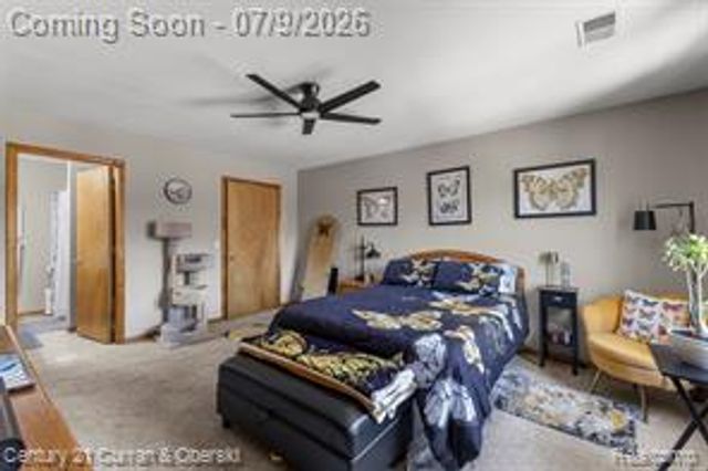 366 Marigold Circle, Westland, MI 48185
