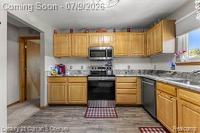 366 Marigold Circle, Westland, MI 48185