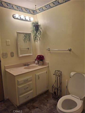 601 N Kirby 195, Hemet, CA 92545