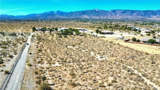 1 Evergreen, Pinon Hills, CA 92372