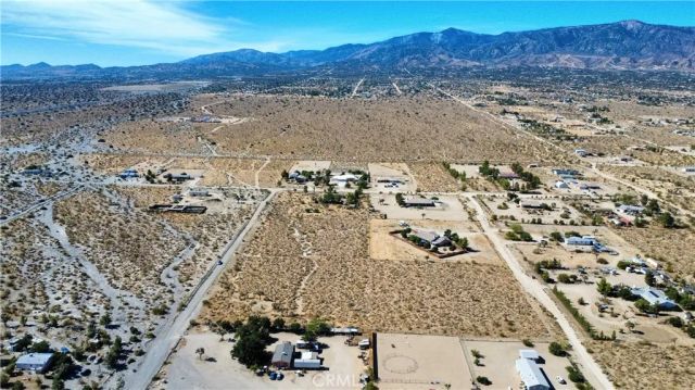 1 Evergreen, Pinon Hills, CA 92372