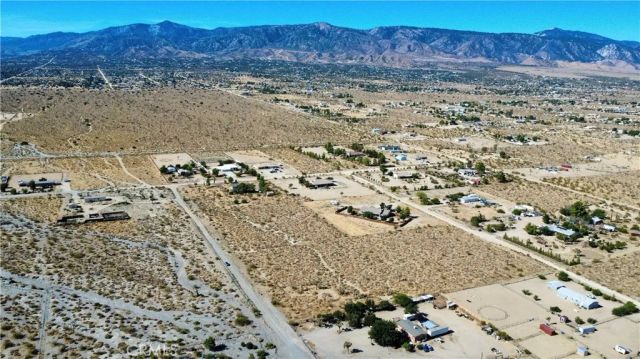 1 Evergreen, Pinon Hills, CA 92372