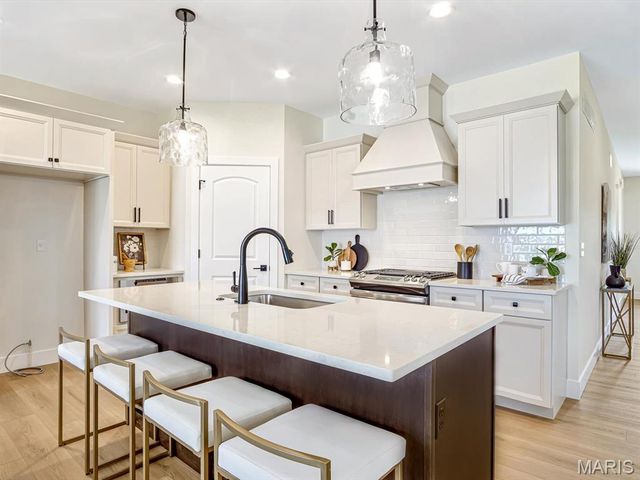 3019 Mobile Drive, Glen Carbon, IL 62034