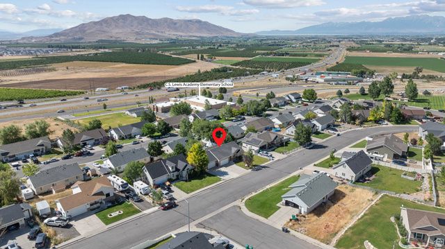 305 N APPLEVIEW DR, Santaquin, UT 84655