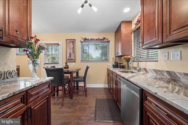 6803 ADELPHI RD, University Park, MD 20782
