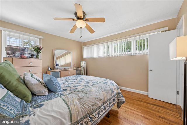 6803 ADELPHI RD, University Park, MD 20782