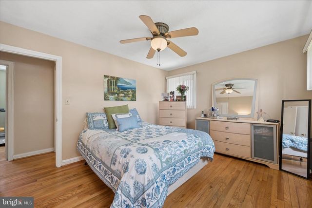 6803 ADELPHI RD, University Park, MD 20782
