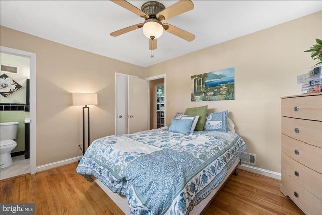 6803 ADELPHI RD, University Park, MD 20782