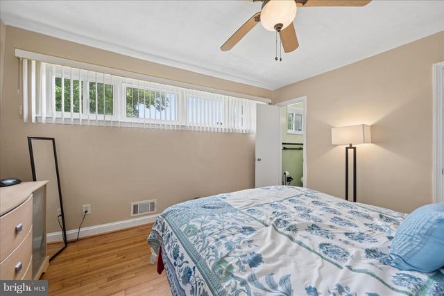 6803 ADELPHI RD, University Park, MD 20782