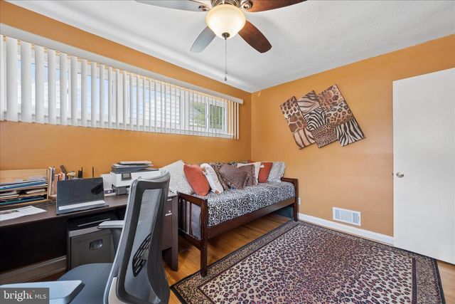 6803 ADELPHI RD, University Park, MD 20782
