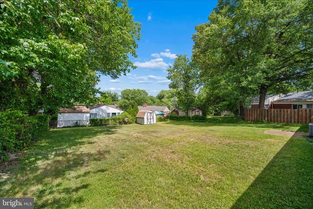 6803 ADELPHI RD, University Park, MD 20782