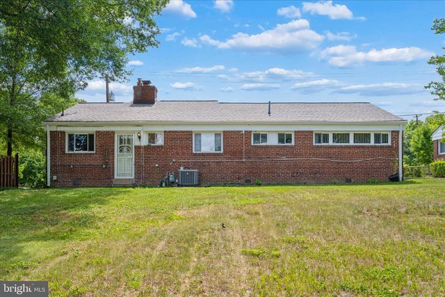 6803 ADELPHI RD, University Park, MD 20782