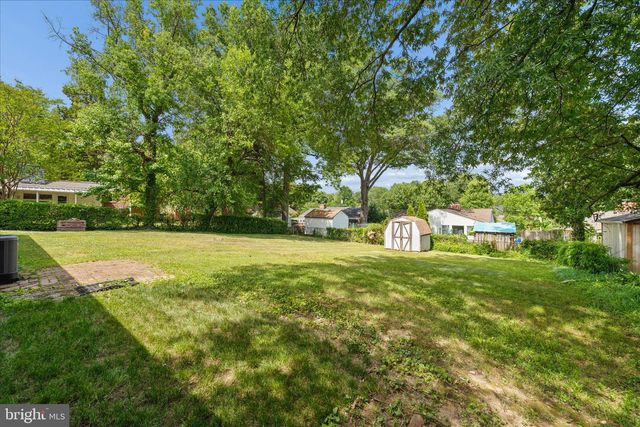 6803 ADELPHI RD, University Park, MD 20782