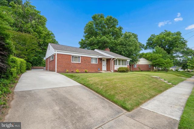6803 ADELPHI RD, University Park, MD 20782