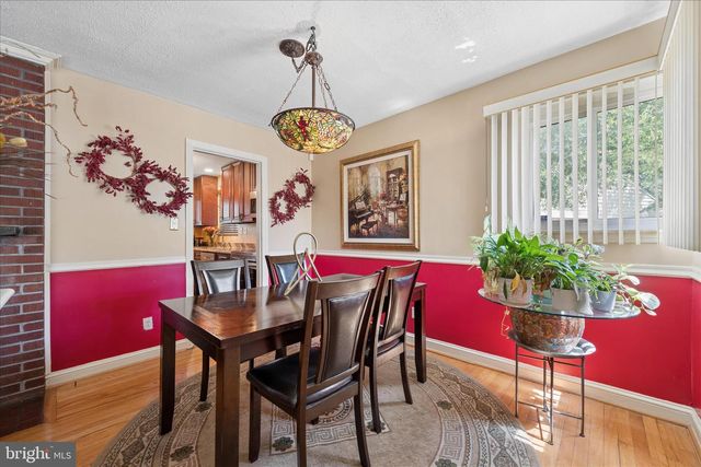 6803 ADELPHI RD, University Park, MD 20782
