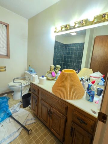200 Maxwelton Drive, Des Moines, IA 50315