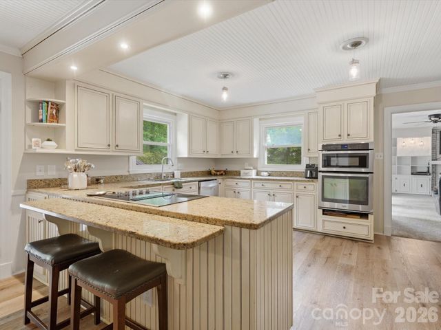 2637 Rolling Hills Drive, Monroe, NC 28110