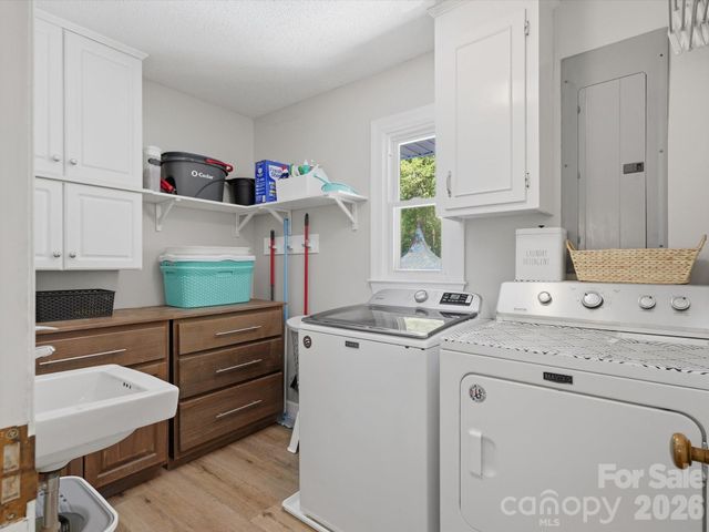 2637 Rolling Hills Drive, Monroe, NC 28110