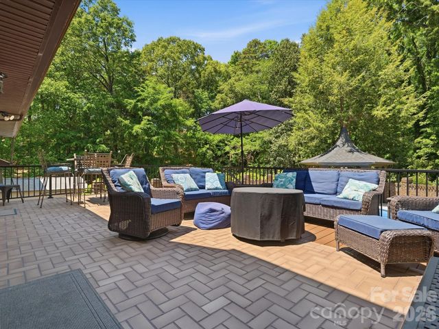 2637 Rolling Hills Drive, Monroe, NC 28110