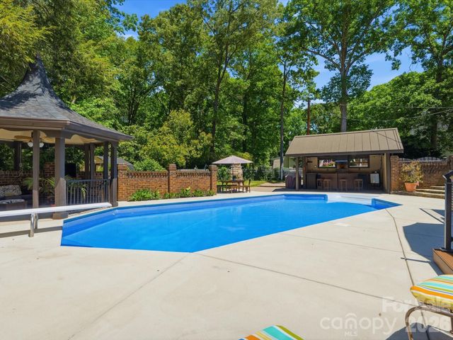 2637 Rolling Hills Drive, Monroe, NC 28110