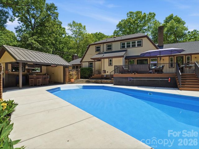 2637 Rolling Hills Drive, Monroe, NC 28110