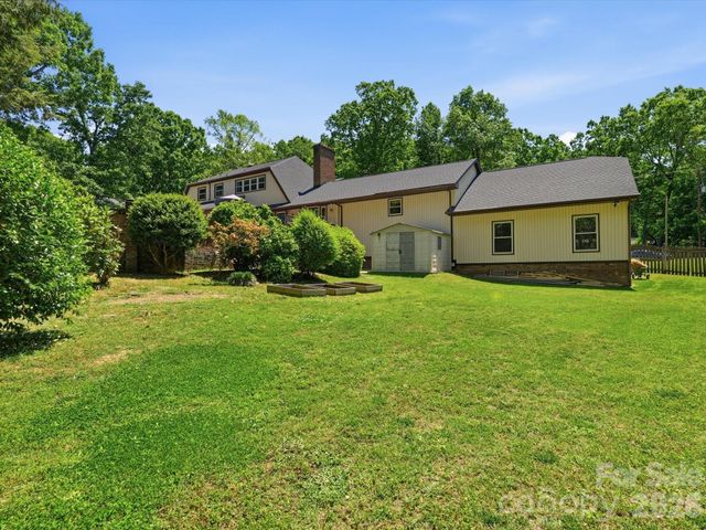 2637 Rolling Hills Drive, Monroe, NC 28110