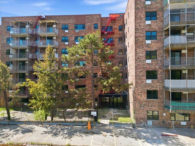 671 Bronx River Road 2f, Yonkers, NY 10704