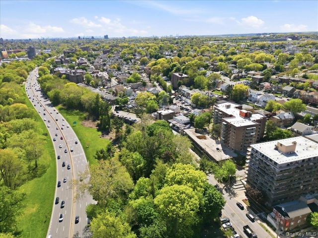 671 Bronx River Road 2f, Yonkers, NY 10704