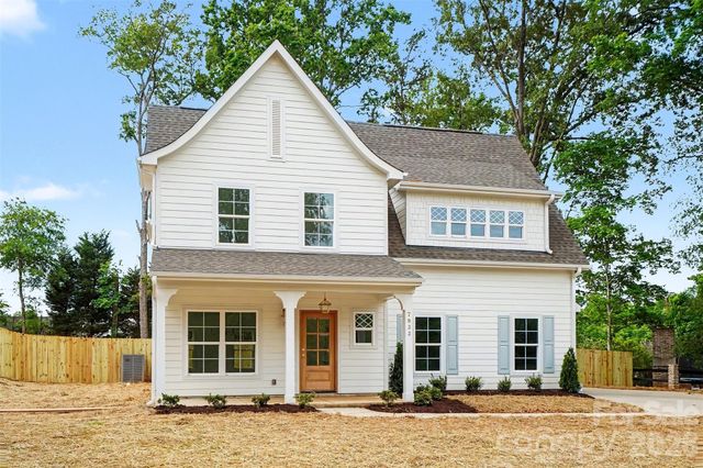 7933 Large Oak Lane, Mint Hill, NC 28227