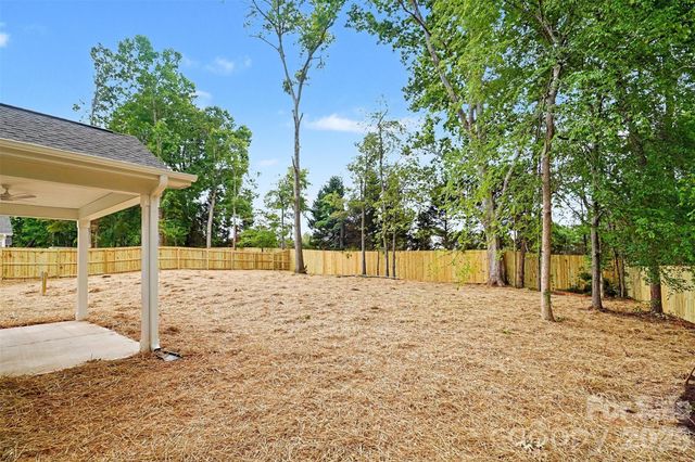 7933 Large Oak Lane, Mint Hill, NC 28227