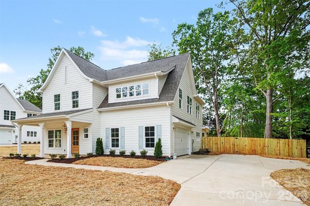 7933 Large Oak Lane, Mint Hill, NC 28227