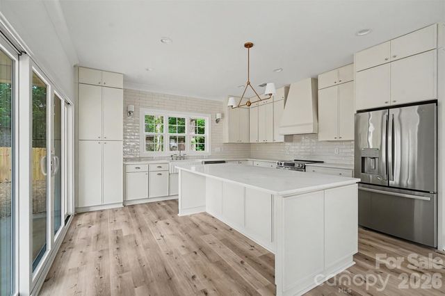 7933 Large Oak Lane, Mint Hill, NC 28227
